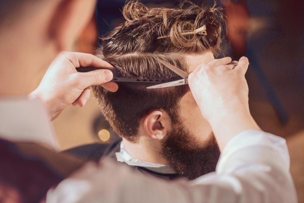 Coiffure homme près de Meuzac